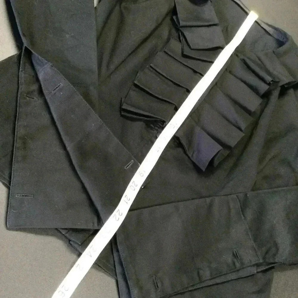 Womens Black Ruffle Trim Curved Hem Button Front Long Sleeve Blouse Size Medium - Picture 6 of 14